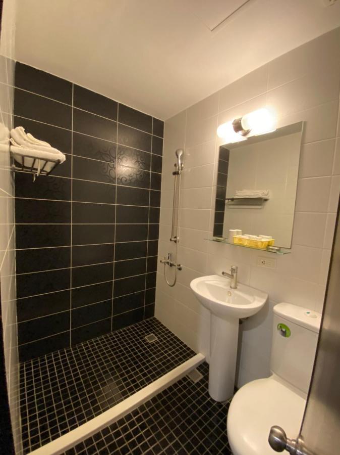 Queens Hotel Ταϊπέι Εξωτερικό φωτογραφία