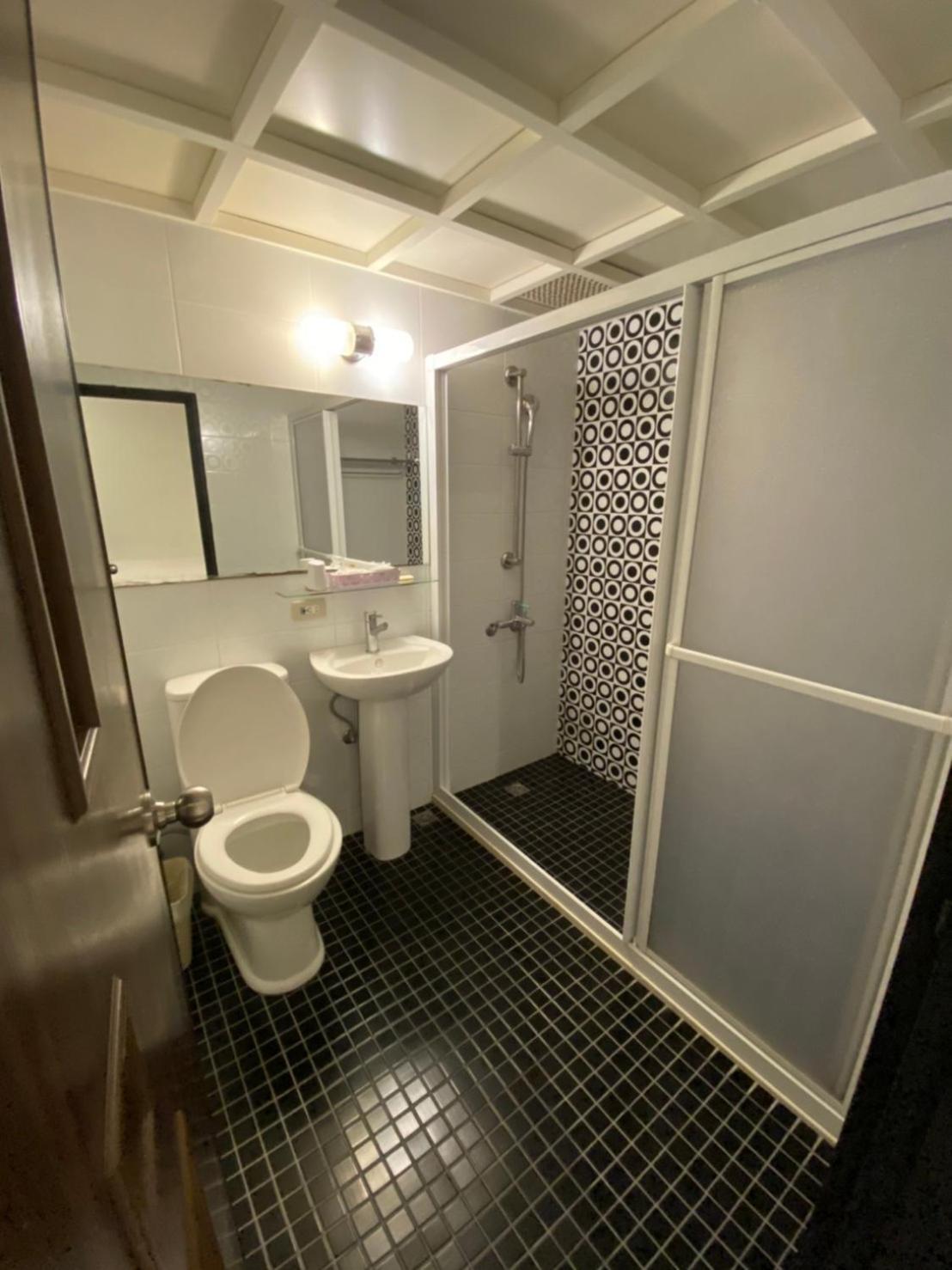 Queens Hotel Ταϊπέι Εξωτερικό φωτογραφία
